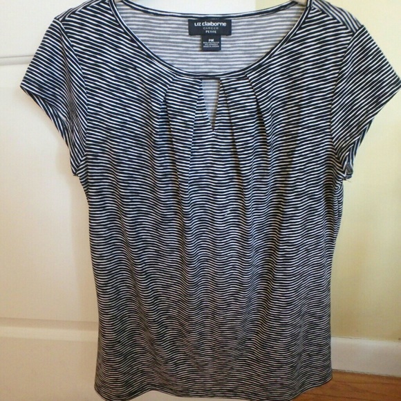 Liz Claiborne short sleeve top - Picture 1 of 3